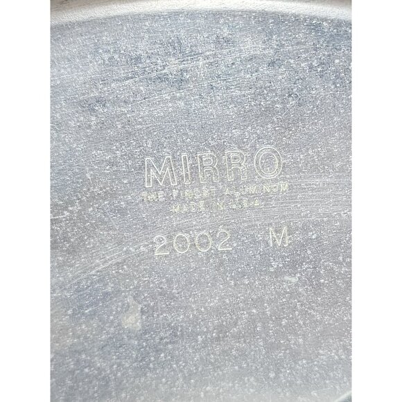 Vintage Mirro Aluminum Cake Carrier With Black Knob‎ Handle & Latching Base - Picture 7 of 12